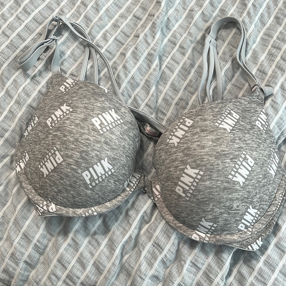 Victoria’s Secret PINK bra